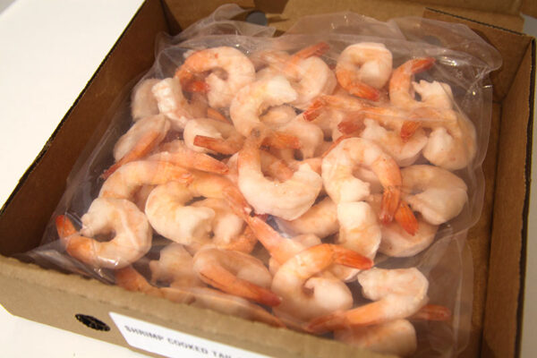Cattle Bros Premium Shellfish Shrimp Cooked Tail-On Package
